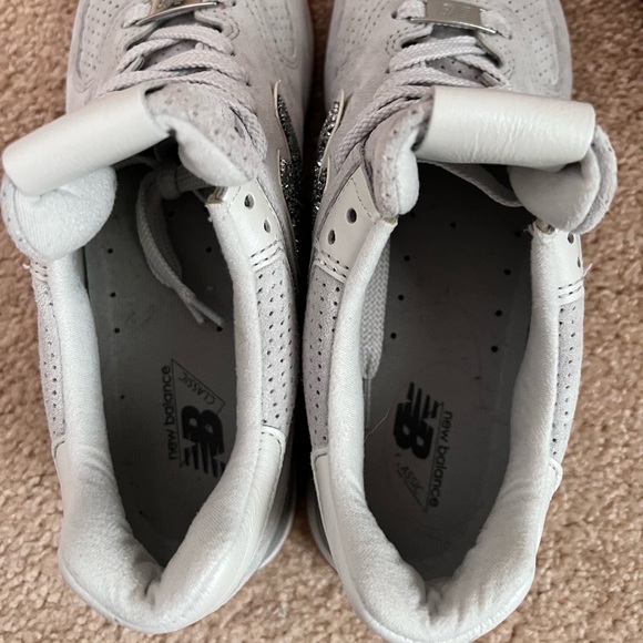 New balance grey 574 with Swarovski crystals - Picture 11 of 11